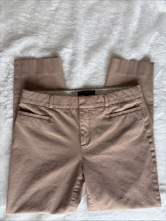 Banana Republic Pants - Banana Republic Sloan Beige Women’s Pants | Size 6